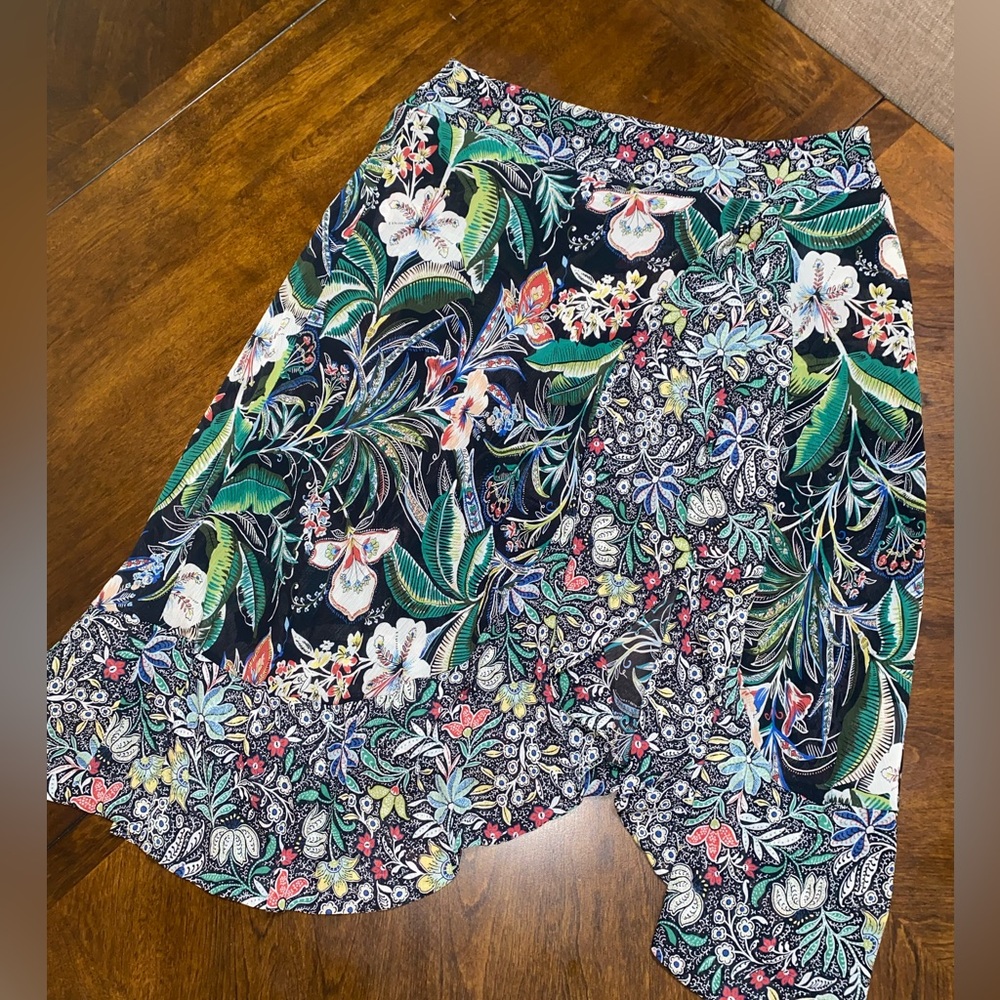 Bailey‎ 44 Floral Asymmetrical Skirt Size 10